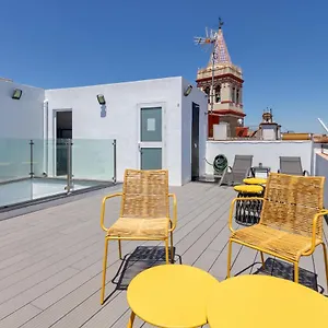 Appartement Nine O Clock San Luis Skyview, Sevilla